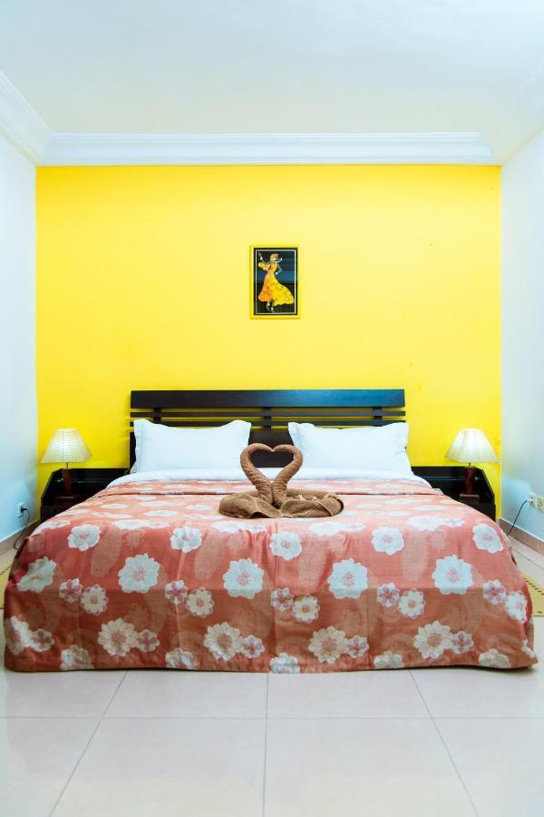 Hotel Le Feto à Dakar Extérieur photo