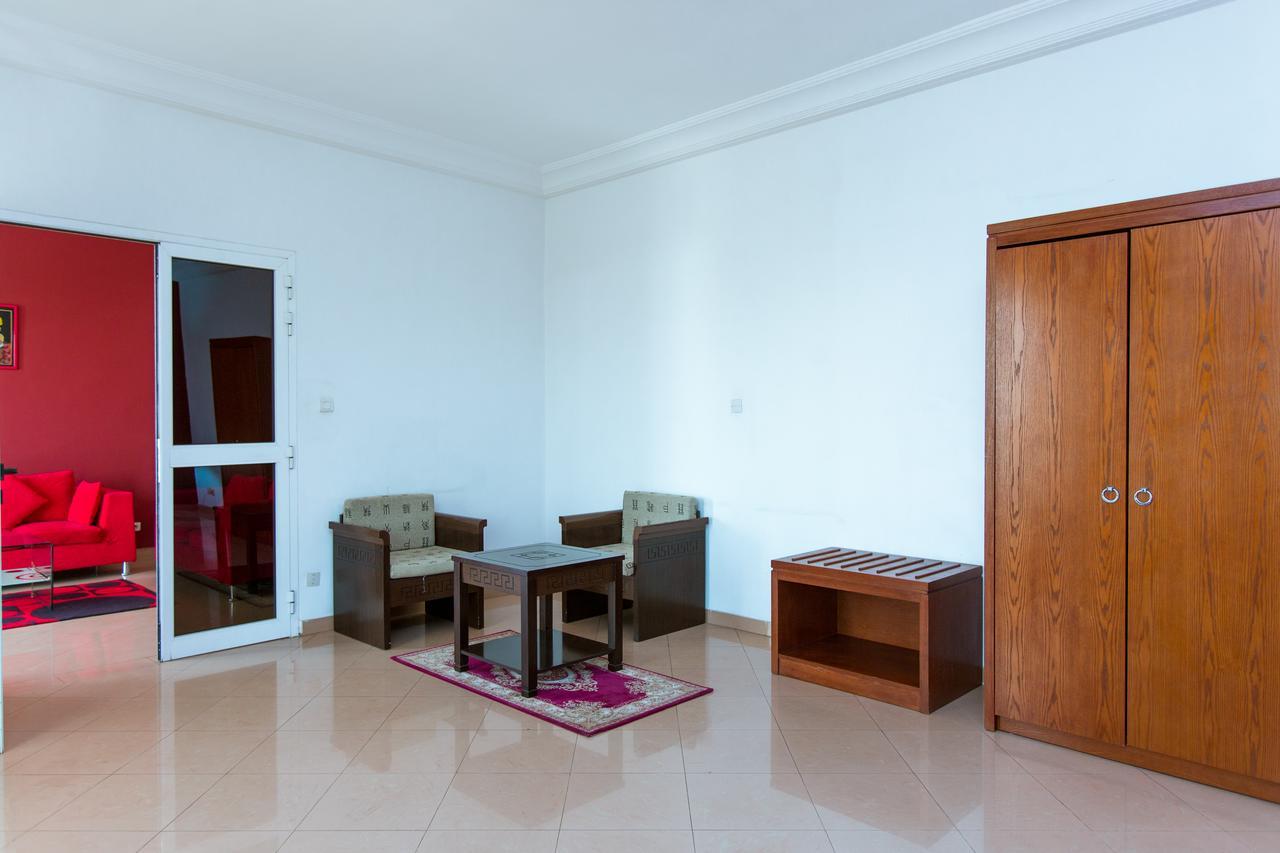 Hotel Le Feto à Dakar Extérieur photo